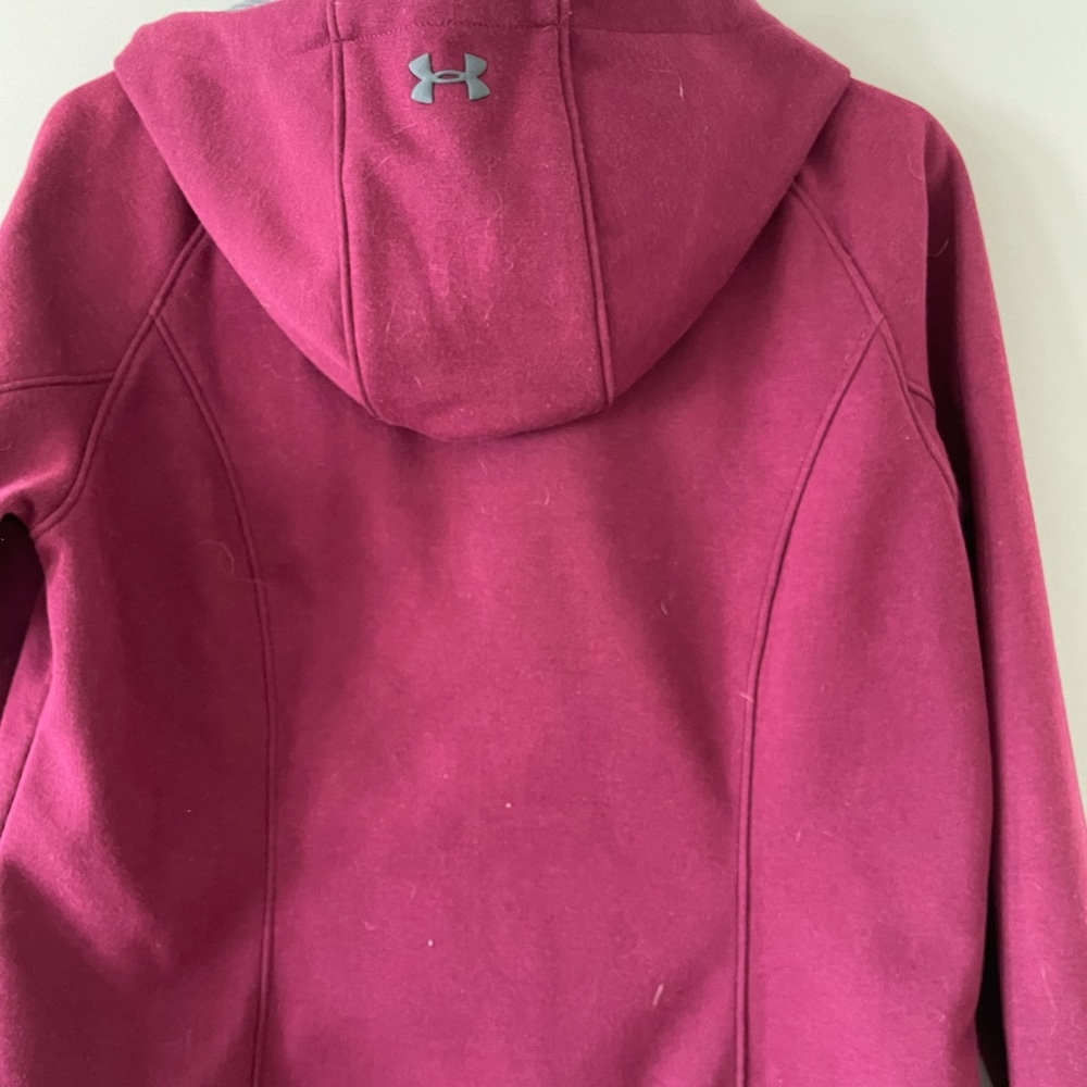 Under armour fall jacket cranberry colour